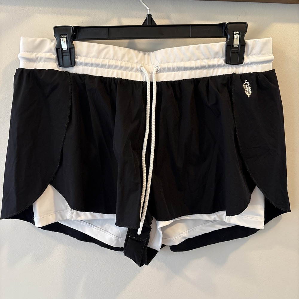 Free People Movement Day Dream 2-in-1 Shorts Size Large